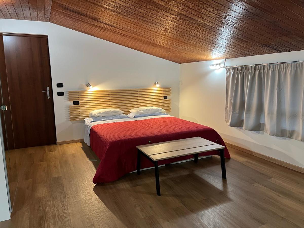 B&B Southitaly Busto Arsizio Exterior photo