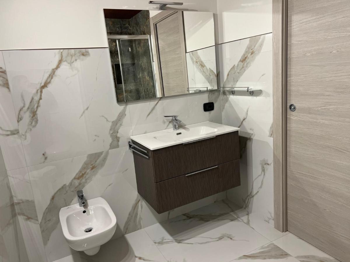 B&B Southitaly Busto Arsizio Exterior photo