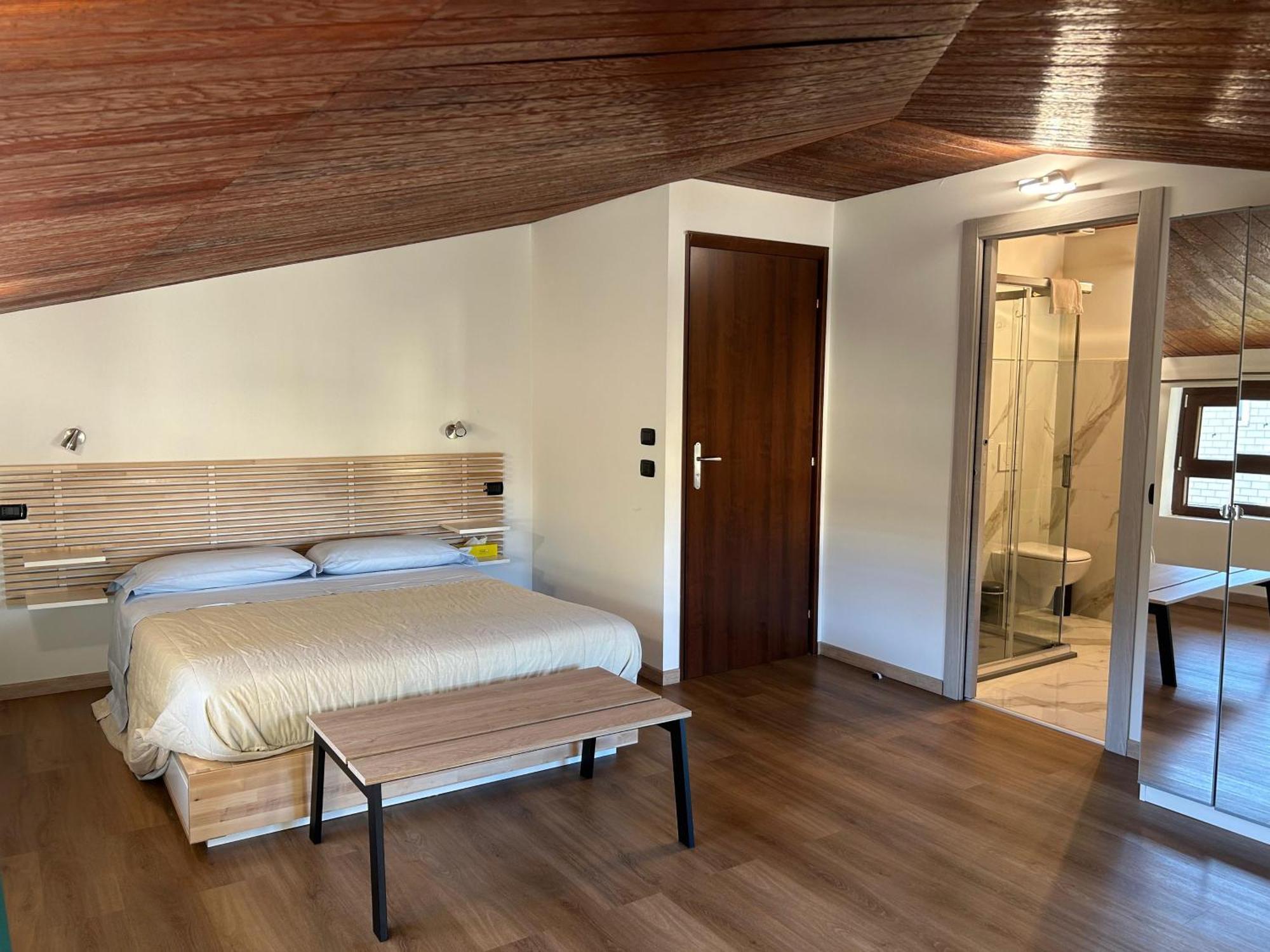 B&B Southitaly Busto Arsizio Exterior photo