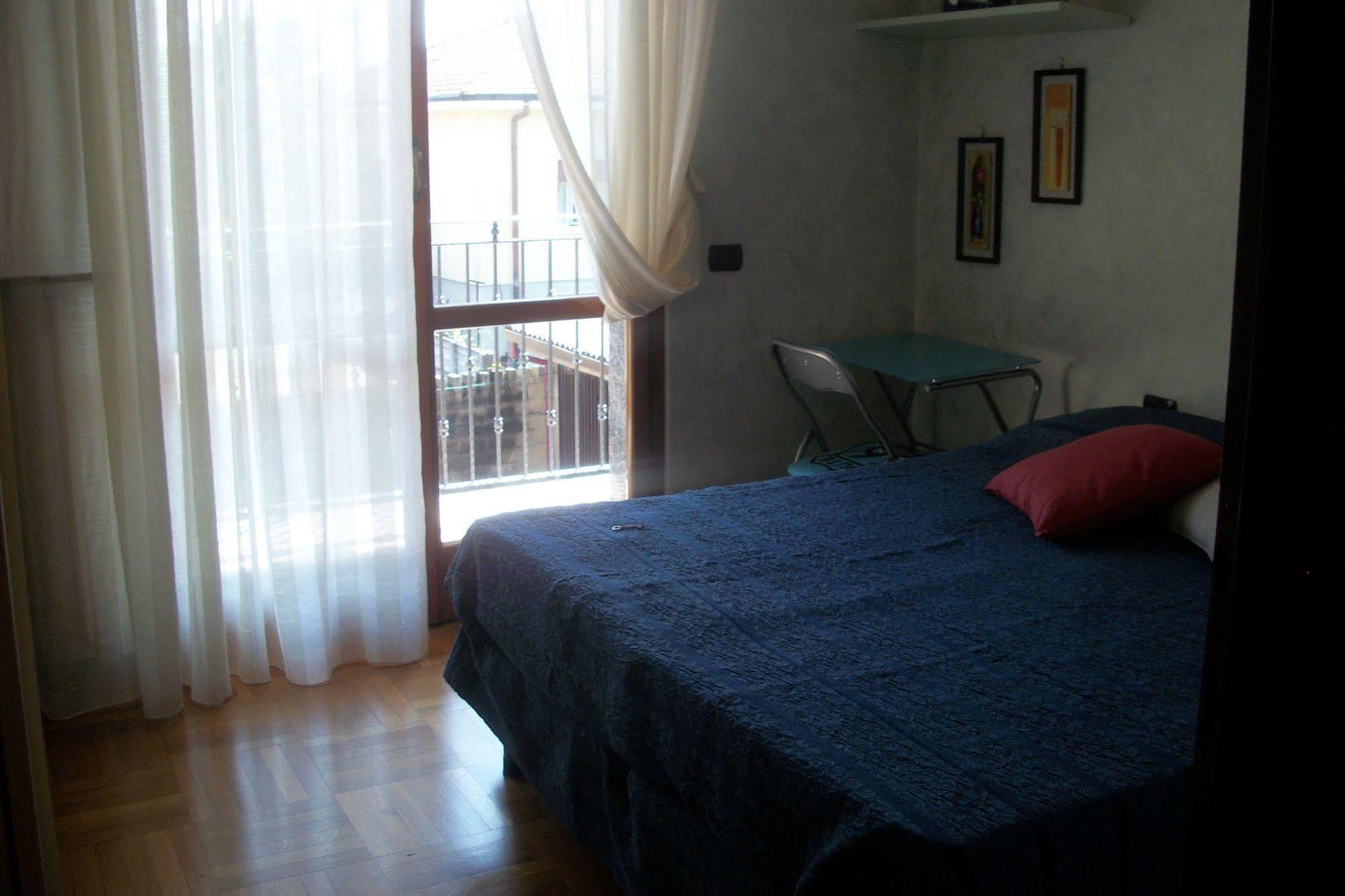 B&B Southitaly Busto Arsizio Exterior photo